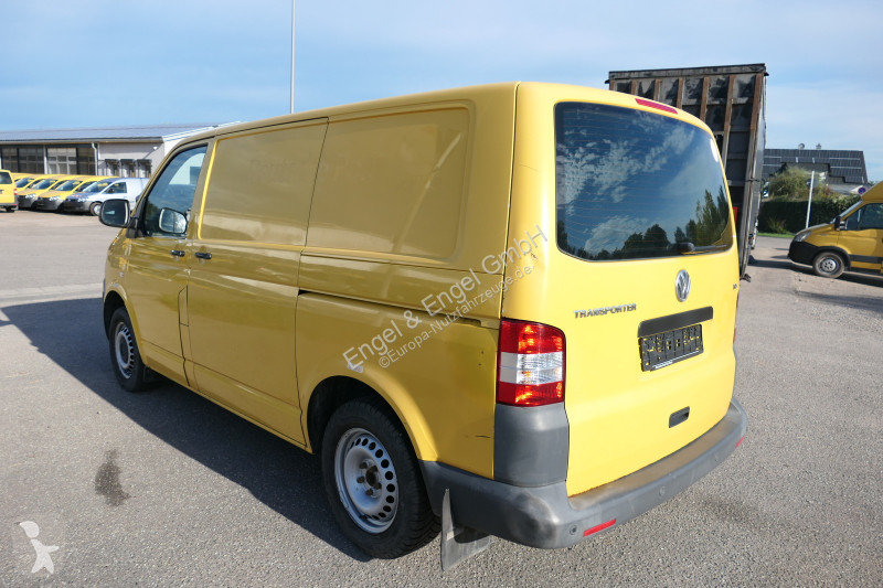 Autoutilitară Volkswagen T5 Transporter 2.0 TDI...