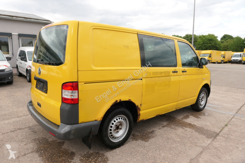 Autoutilitară Volkswagen T5 Transporter 2.0 TDI...