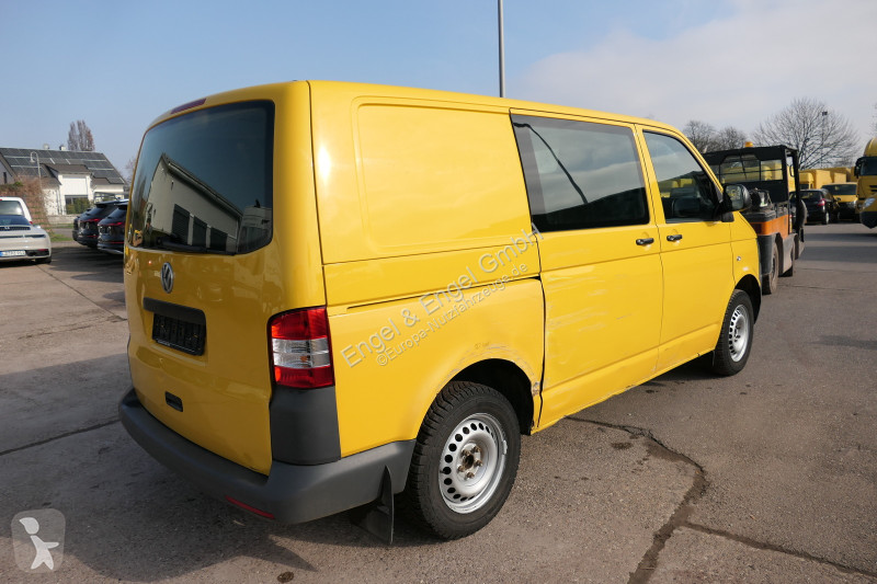 Autoutilitară Volkswagen T5 Transporter 2.0 TDI...