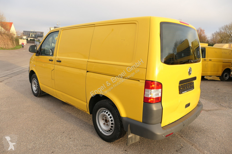Autoutilitară Volkswagen T5 Transporter 2.0 TDI...