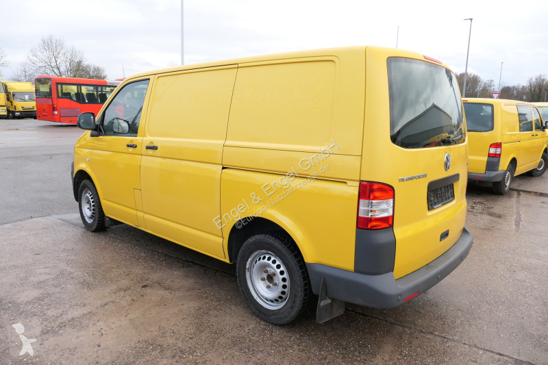 Autoutilitară Volkswagen T5 Transporter 2.0 TDI...