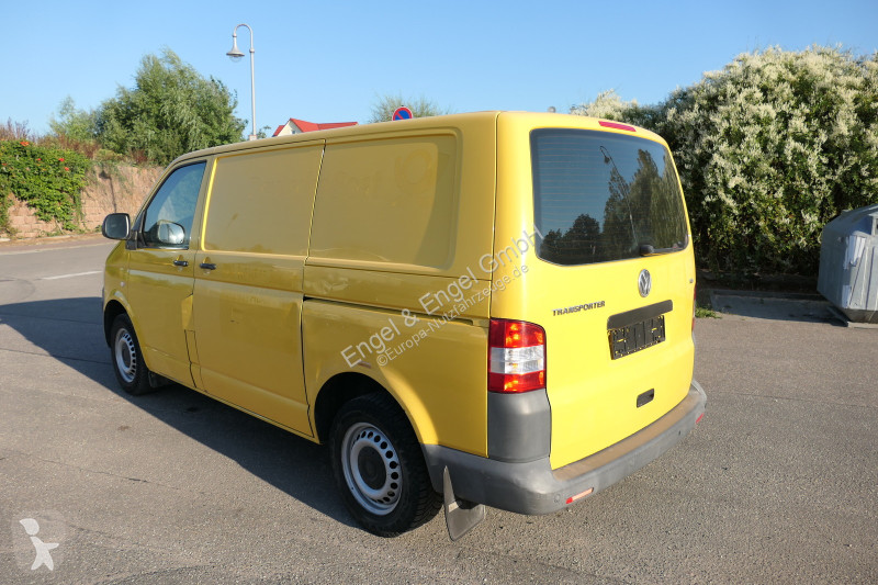 Autoutilitară Volkswagen T5 Transporter 2.0 TDI...