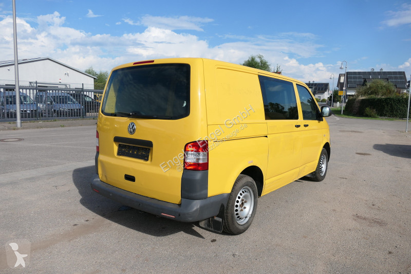 Autoutilitară Volkswagen T5 Transporter 2.0 TDI...