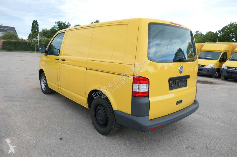 Комерційні автомобілі Volkswagen T5 Transporter...