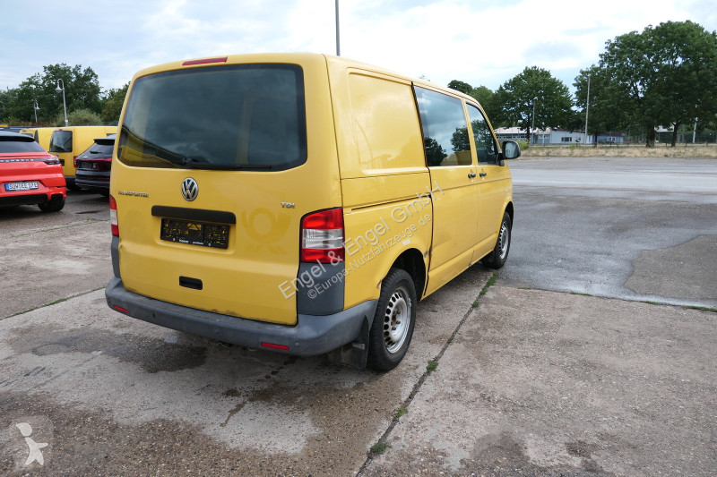 Коммерческий автомобиль Volkswagen T5...