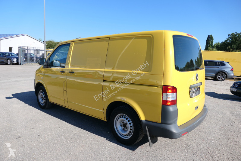 Véhicule utilitaire Volkswagen T5 Transporter...