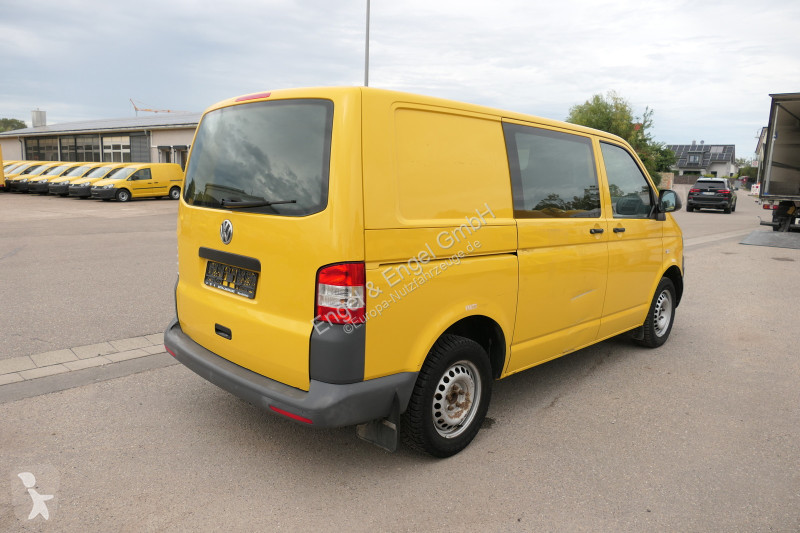 Autoutilitară Volkswagen T5 Transporter 2.0 TDI...