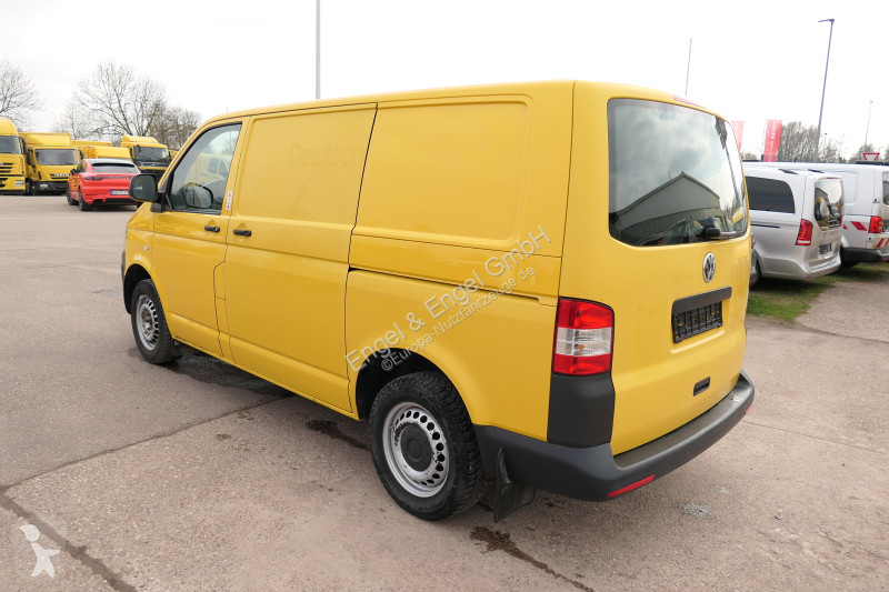 Véhicule utilitaire Volkswagen T5 Transporter...
