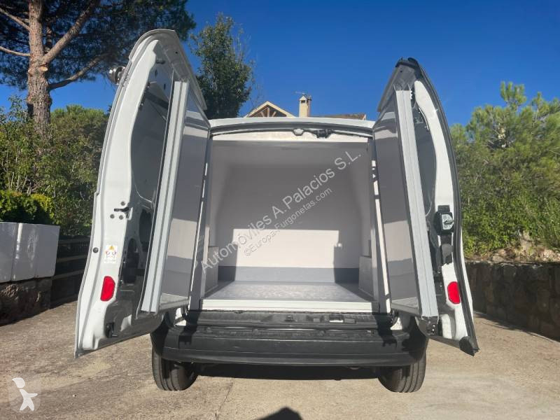 Véhicule utilitaire Renault
