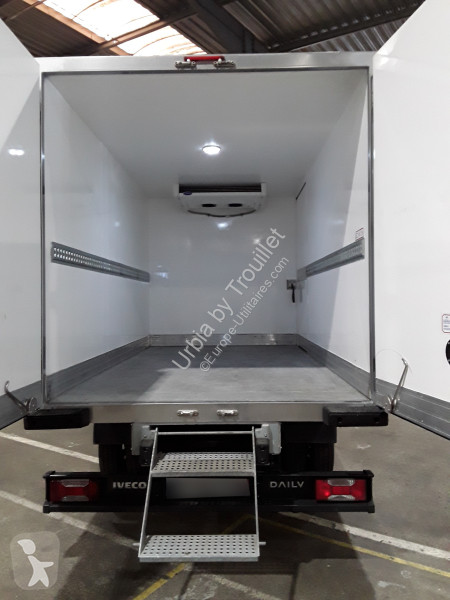 Furgoneta Iveco 12M3 140 CV RJ HAYON CAISSE...