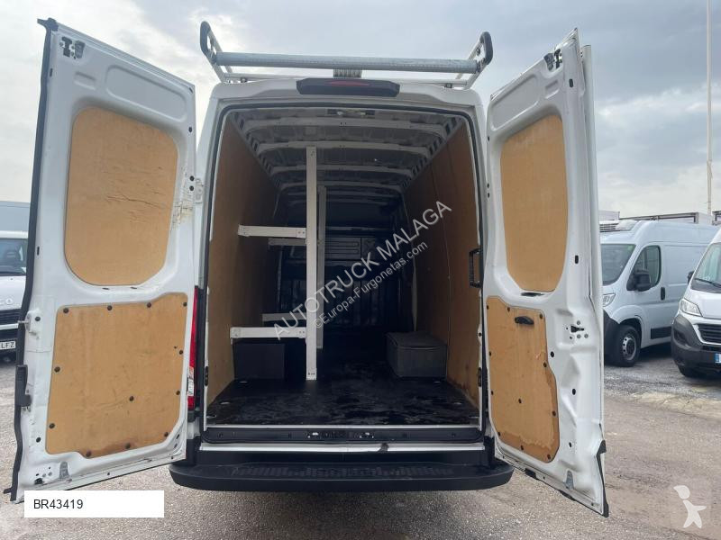Furgoneta Iveco DAILY 35C15