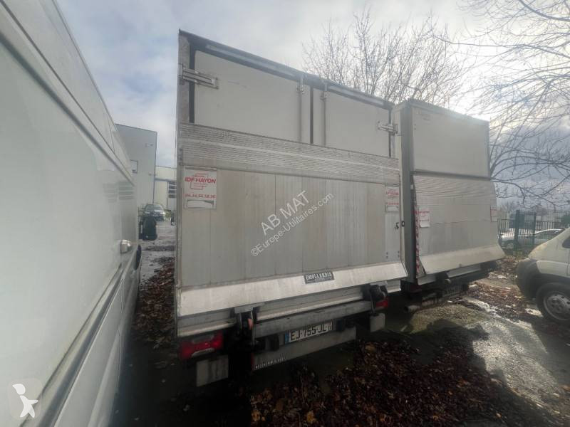 Véhicule utilitaire Iveco