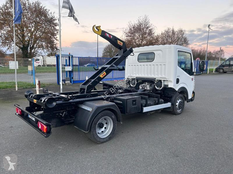 Véhicule utilitaire Renault 130.35