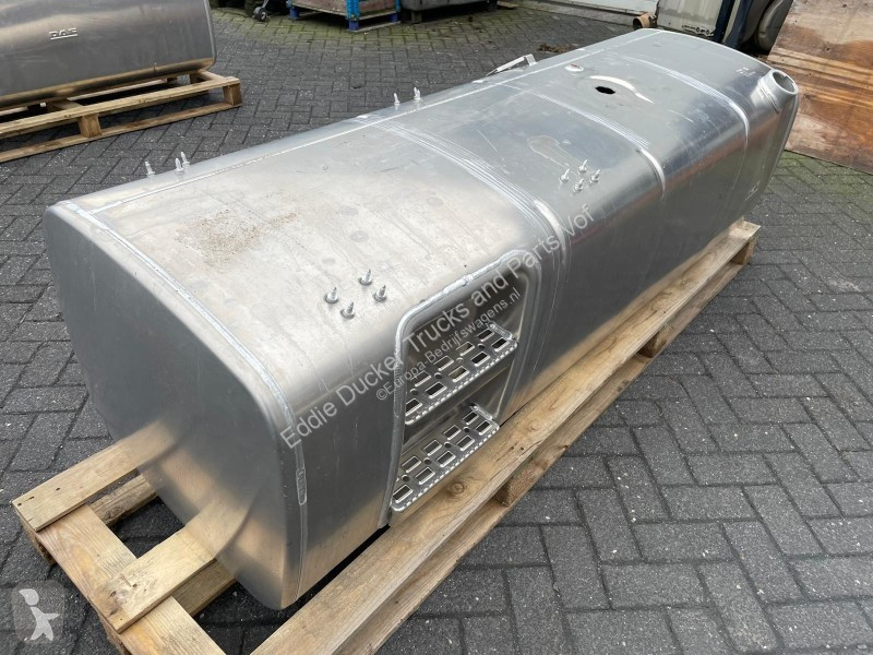 Véhicule utilitaire DAF 2241602 BRANDSTOFTANK...