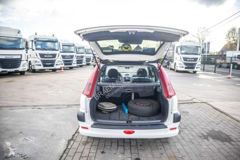 Furgoneta Peugeot SW