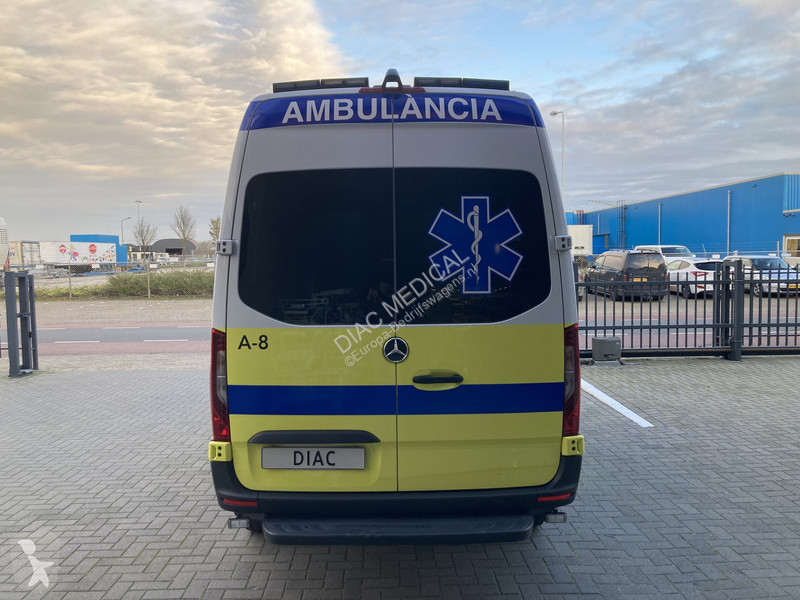 Autoutilitară Mercedes Ambulance 419 Cdi Diesel...