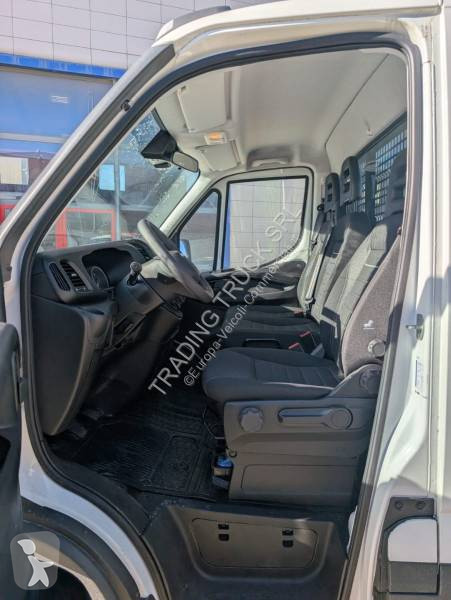 Véhicule utilitaire Iveco