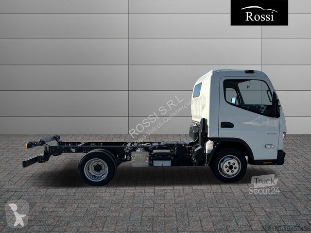 Véhicule utilitaire Mercedes 3C13/25 TF1 MY22...
