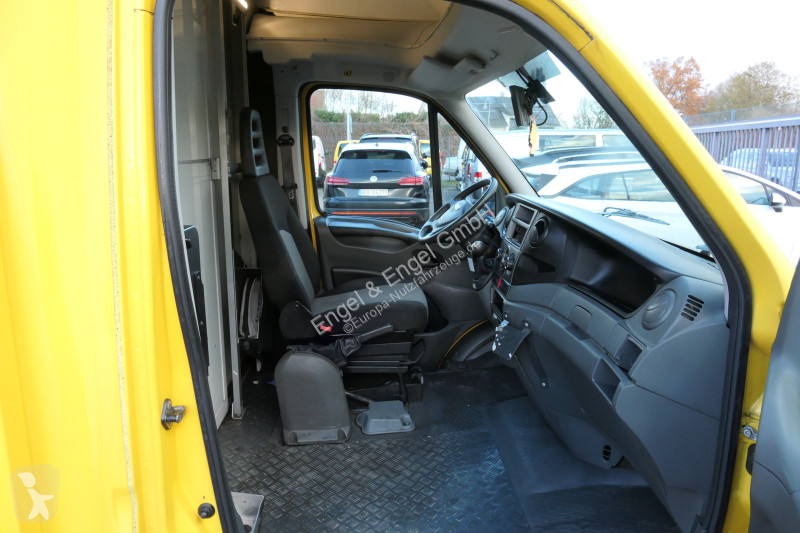 Autoutilitară Iveco Daily 35 S11 C30C AUTOMATIK...