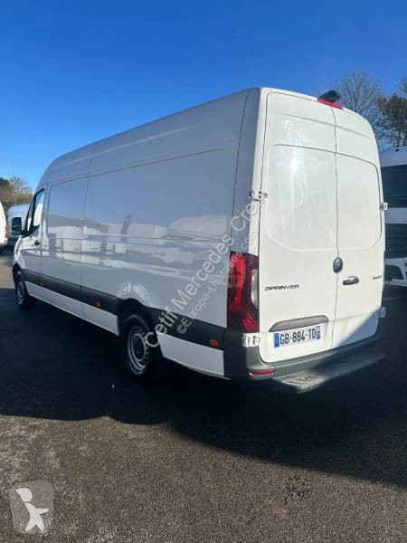 Véhicule utilitaire Mercedes