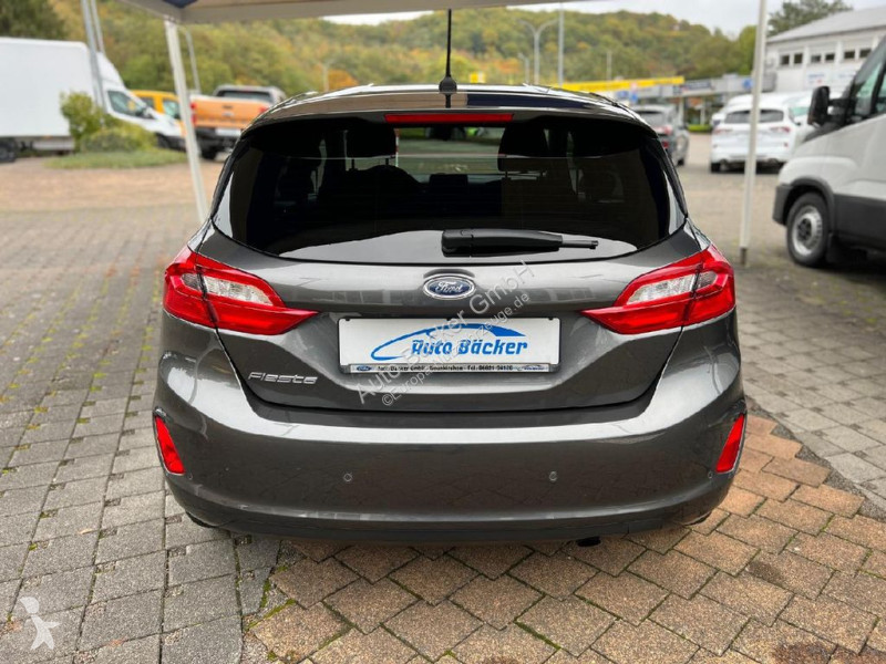 Užitkové vozidlo Ford C&C...