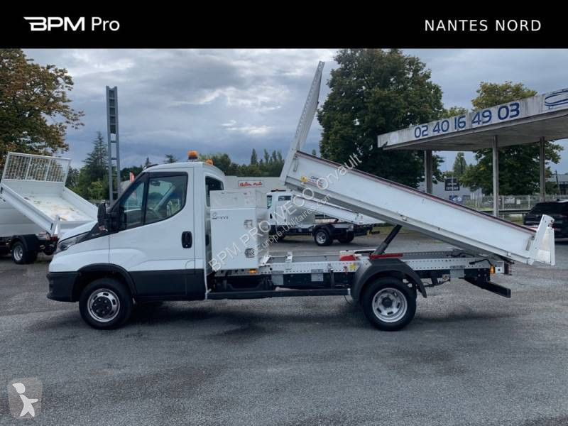 Véhicule utilitaire Iveco