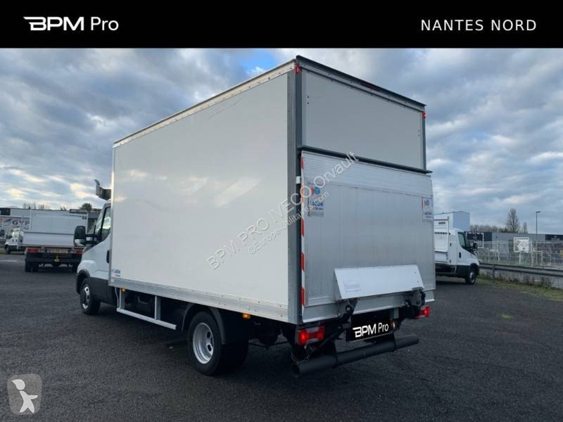 Véhicule utilitaire Iveco