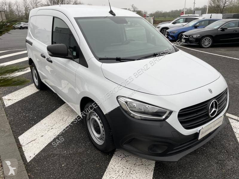 Véhicule utilitaire Mercedes