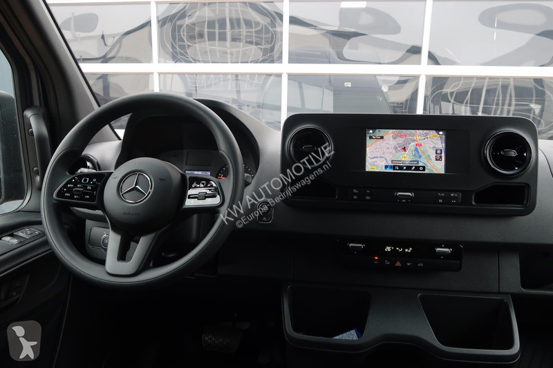 Véhicule utilitaire Mercedes 519 CDI L2H2 4X4...