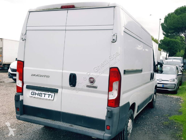 Autoutilitară Fiat Ducato 35