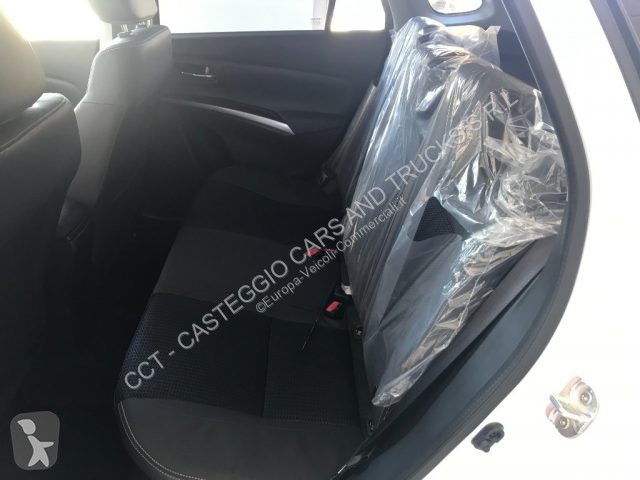 Véhicule utilitaire Suzuki S-CROSS 1.4 HYBRID...