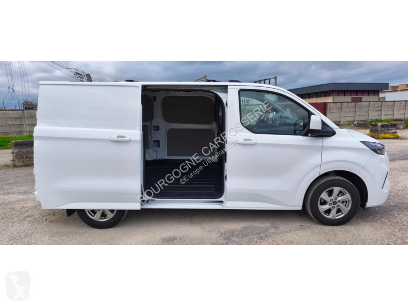 Véhicule utilitaire Ford TRANSIT CUSTOM 2.0...