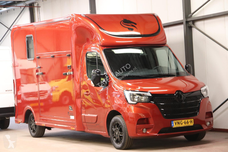 Bedrijfswagen Renault Sodiak Paardenwagen...