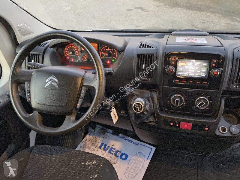 Furgoneta Citroën 33 L2H2 2.2 BlueHDi 140...