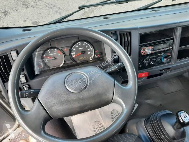Furgoneta Isuzu