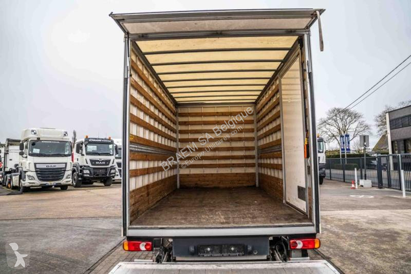 Véhicule utilitaire MAN 3.180+D'HOLLANDIA 750 kg