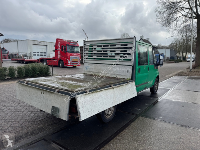 Véhicule utilitaire Ford 85 T300 DOUBLE CABIN