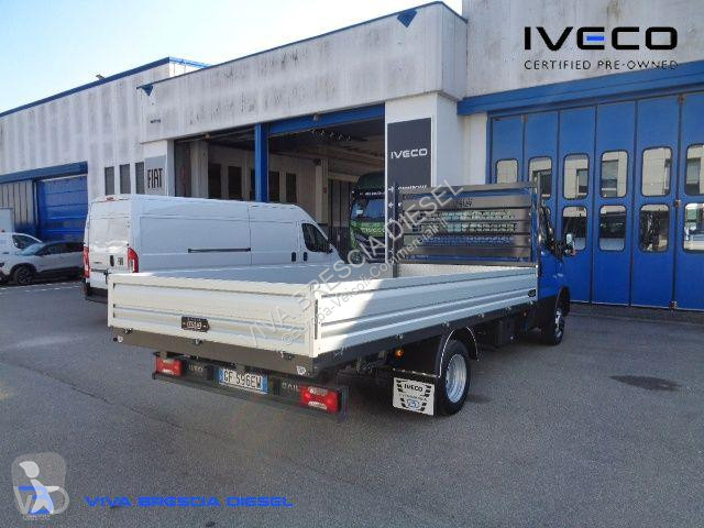 Veicolo commerciale Iveco DAILY