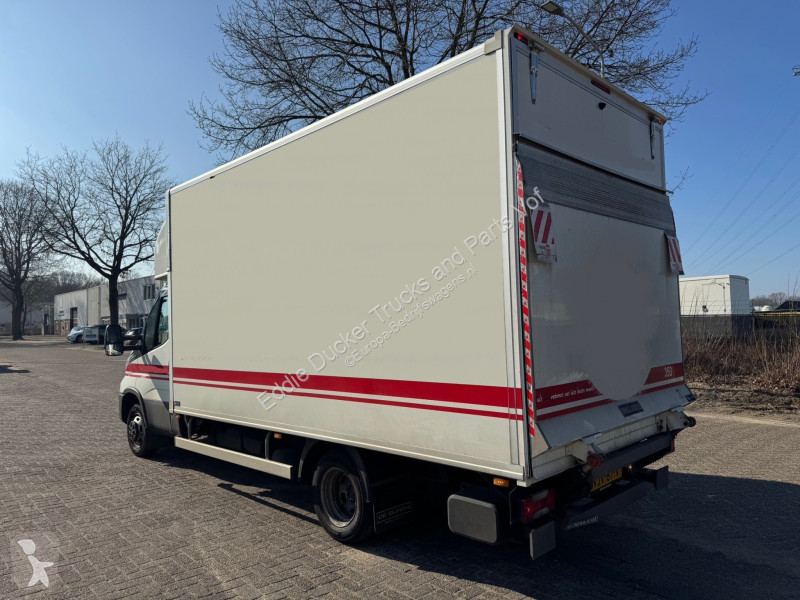 Autoutilitară Iveco 40-180 HI-MATIC EURO 6