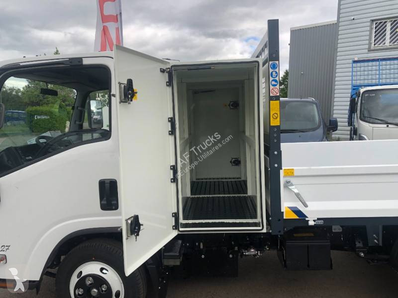 Furgoneta Isuzu