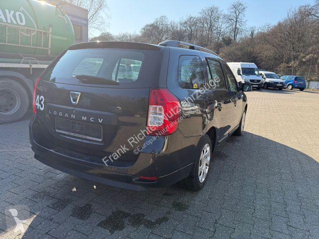 Autoutilitară Dacia II Kombi Laureate