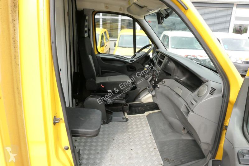Veículo utilitário Iveco Daily 35 S11 C30C...