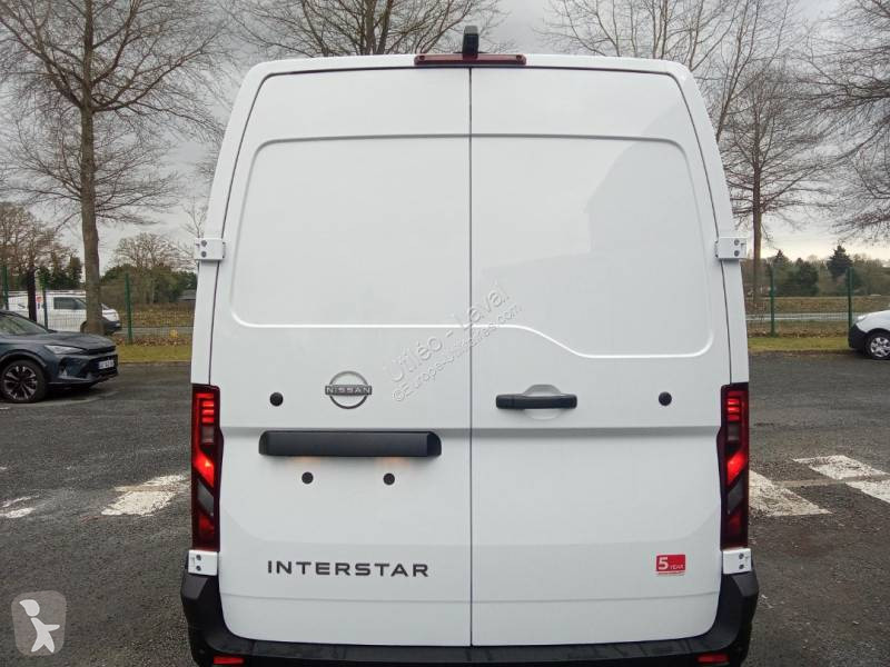 Furgoneta Nissan