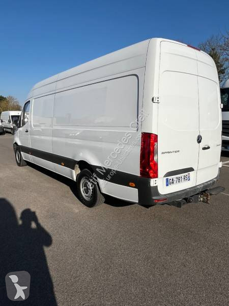 Véhicule utilitaire Mercedes