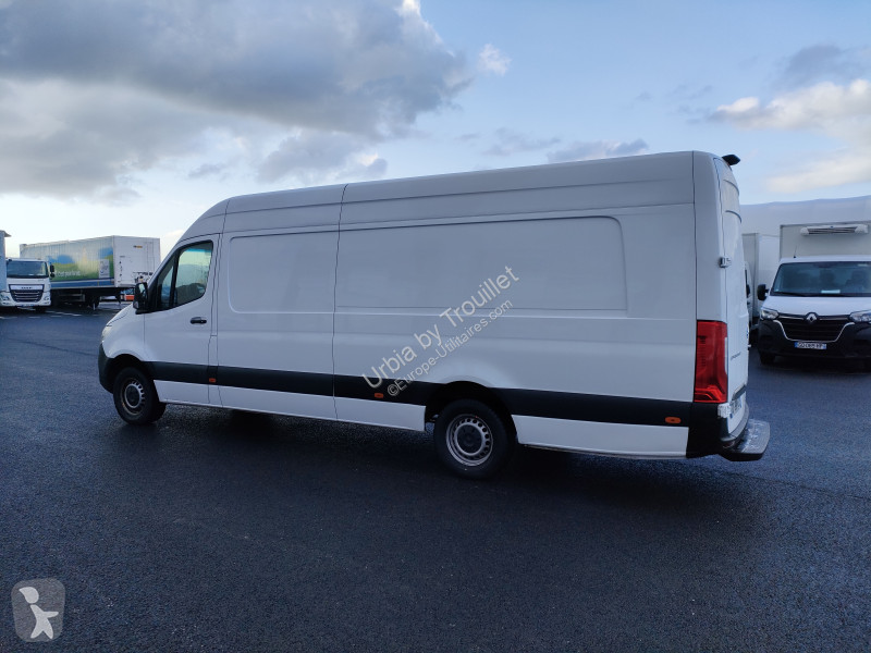 Véhicule utilitaire Mercedes SPRINTER FOURGON