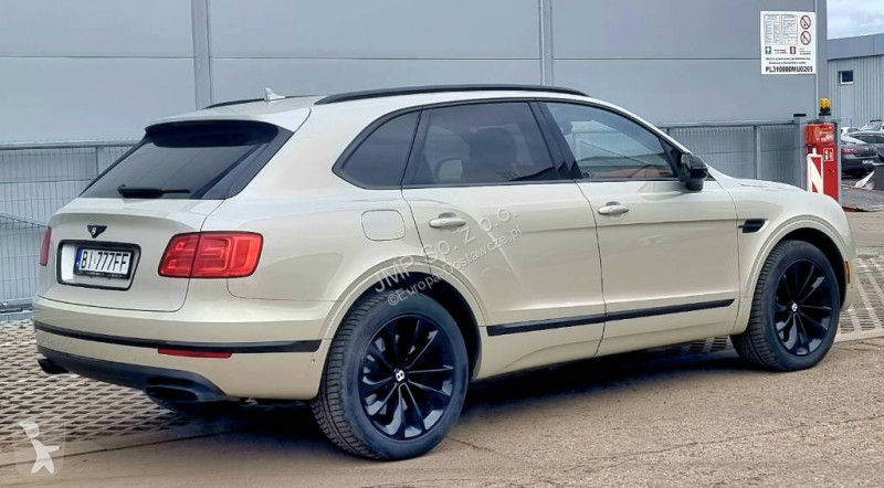 Véhicule utilitaire Bentley BENTAYGA 6.0  W12