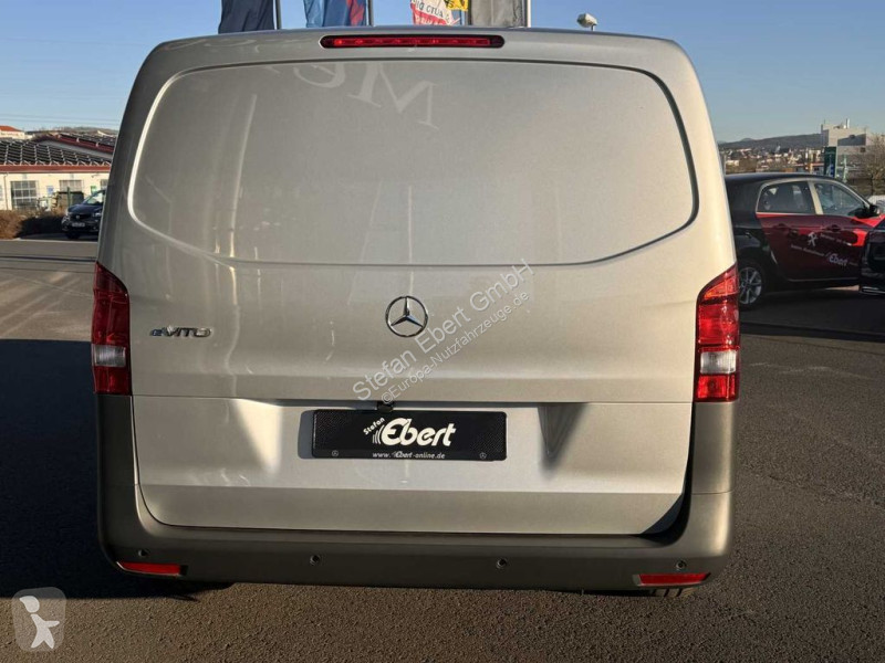 Užitkové vozidlo Mercedes 112 Audio 30...