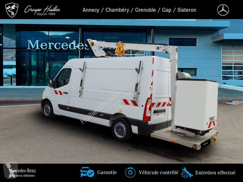 Véhicule utilitaire Renault L2H2 Nacelle - 12m...