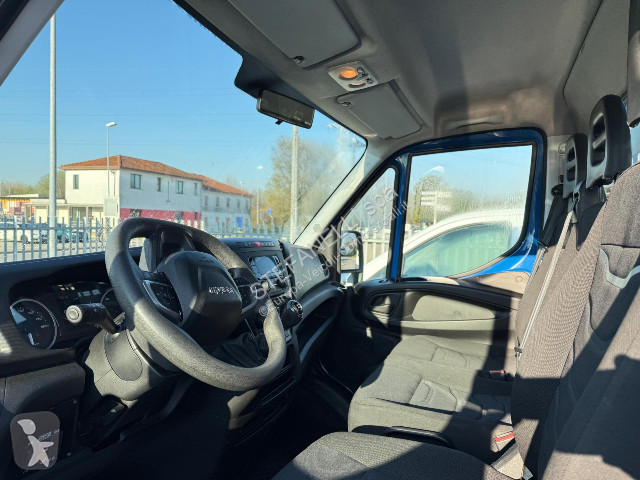 Véhicule utilitaire Iveco DAILY 35C14H RIBALTABILE