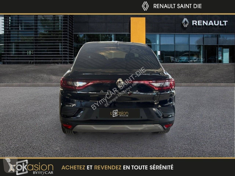 Véhicule utilitaire Renault Arkana mild hybrid...